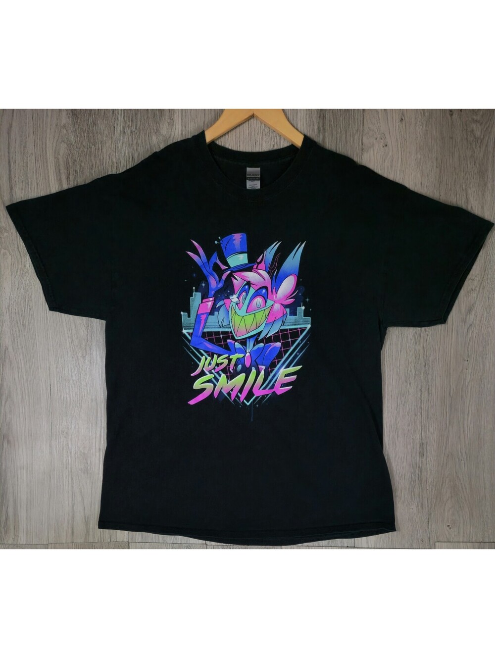 Official Hazbin Hotel ALASTOR "Just Smile" SHIRT XL Limited Shark Robot #12